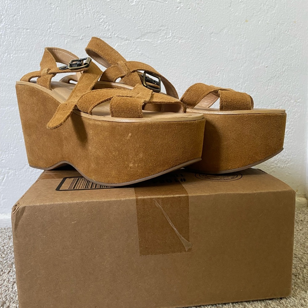 Kork-Ease Elysse tan suede platform sandals women’s 8 leather boho hippie 70’s